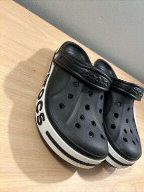 CROCS Bayaband Clog Unisex Size M6/W8 Black/White